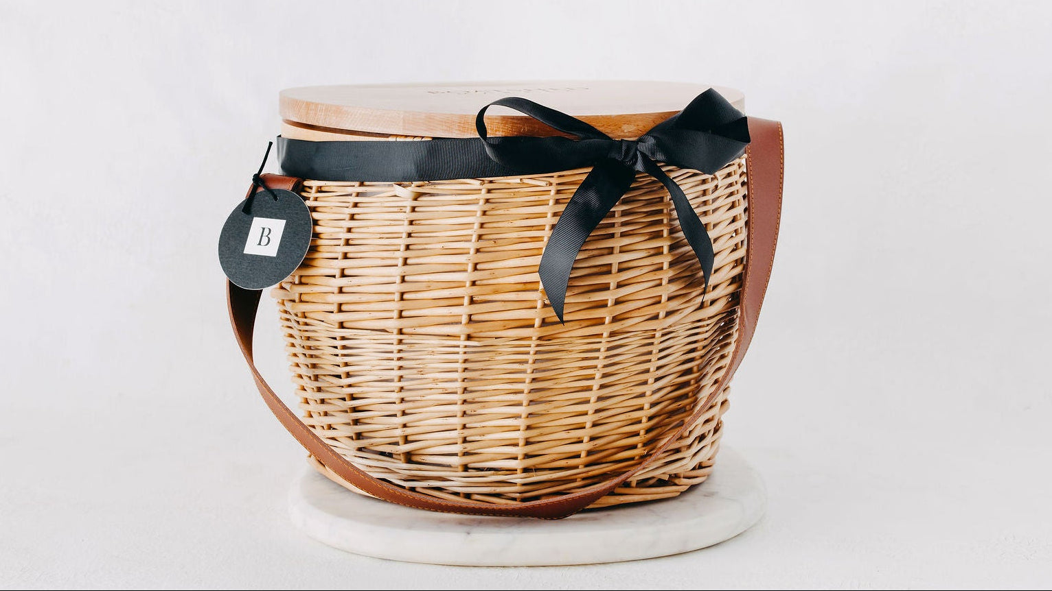 Insulated Wooden Picnic Basket